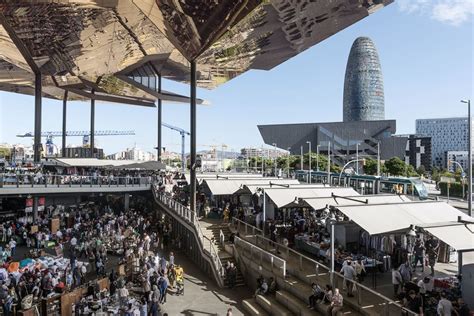 flea markets in barcelona